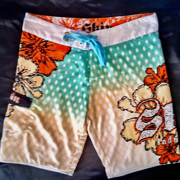 Skin Industries Y2K Board Shorts Men’s 34 Green Orange Floral Diamond Print - Picture 1 of 6